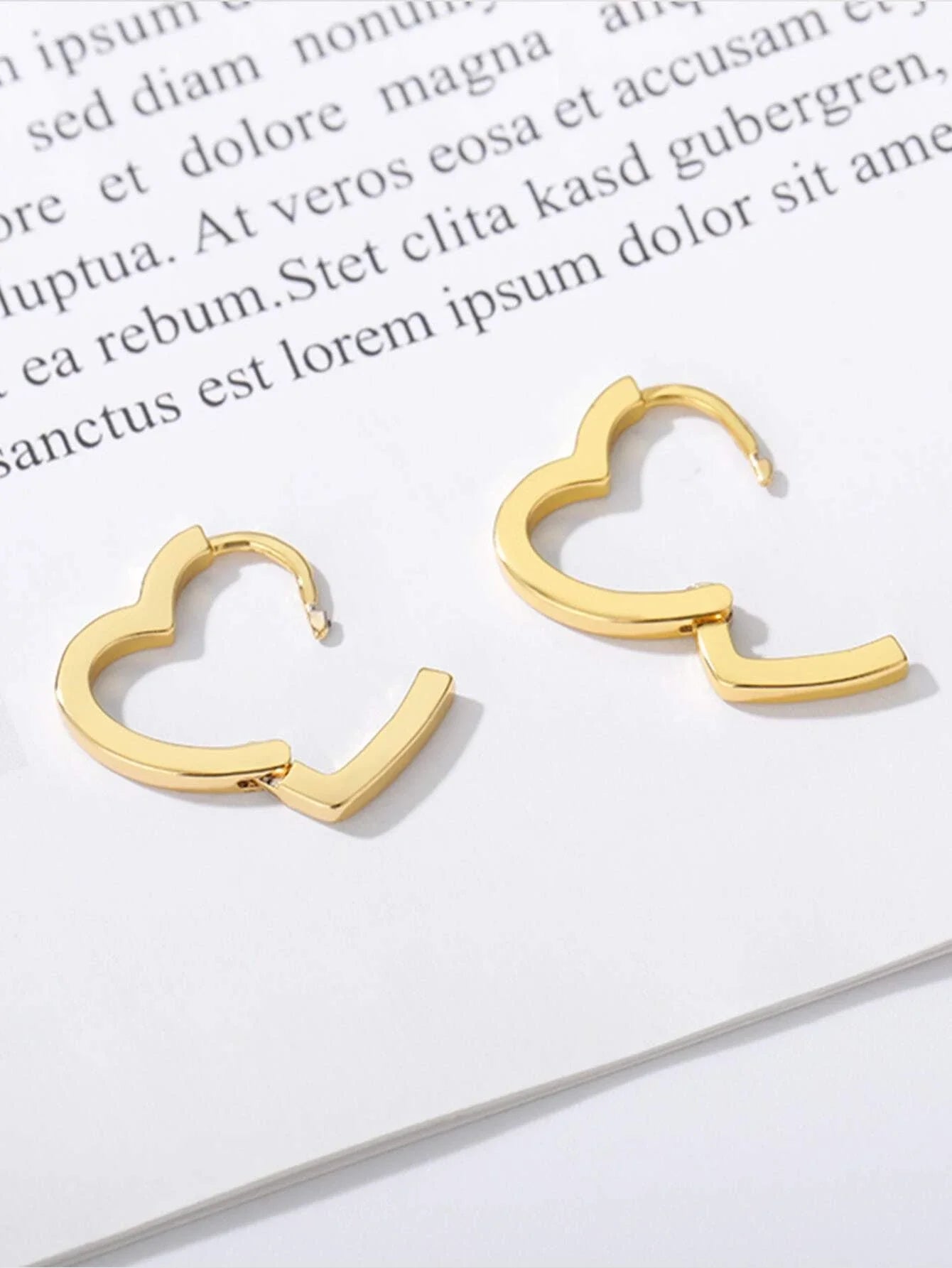 Simple Heart Hoop Earrings For Women Girls Gold Color Stainless Steel Circle Earrings Female Wedding Jewelry Ladies Gift