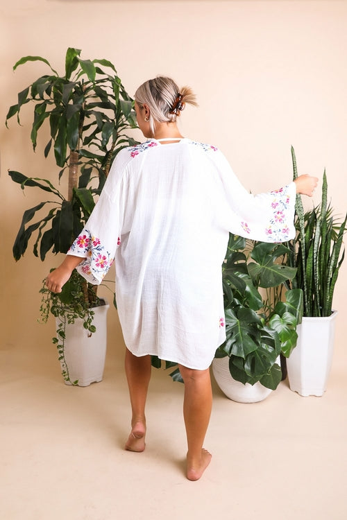 Lightweight Anemone Embroidered Kimono